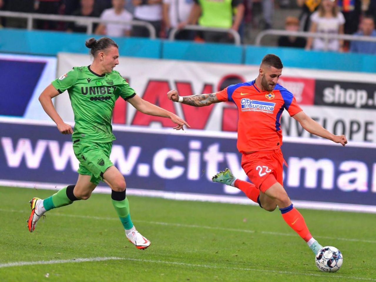 „Când n-ai cap, vai de picioare!” Gigi Becali, criticat dur de un rival din Liga 1_11