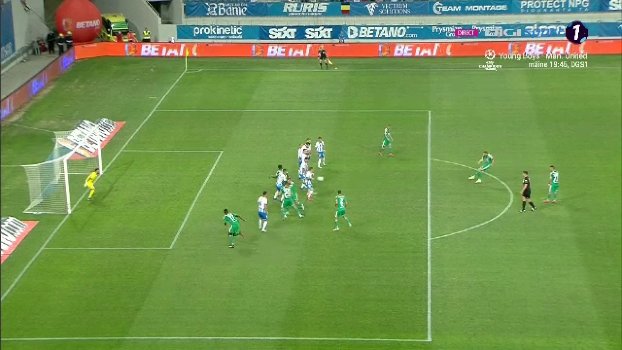 Erori imense de arbitraj la Universitatea Craiova - Sepsi! Golurile din prima repriză s-au înscris din ofsaid _3