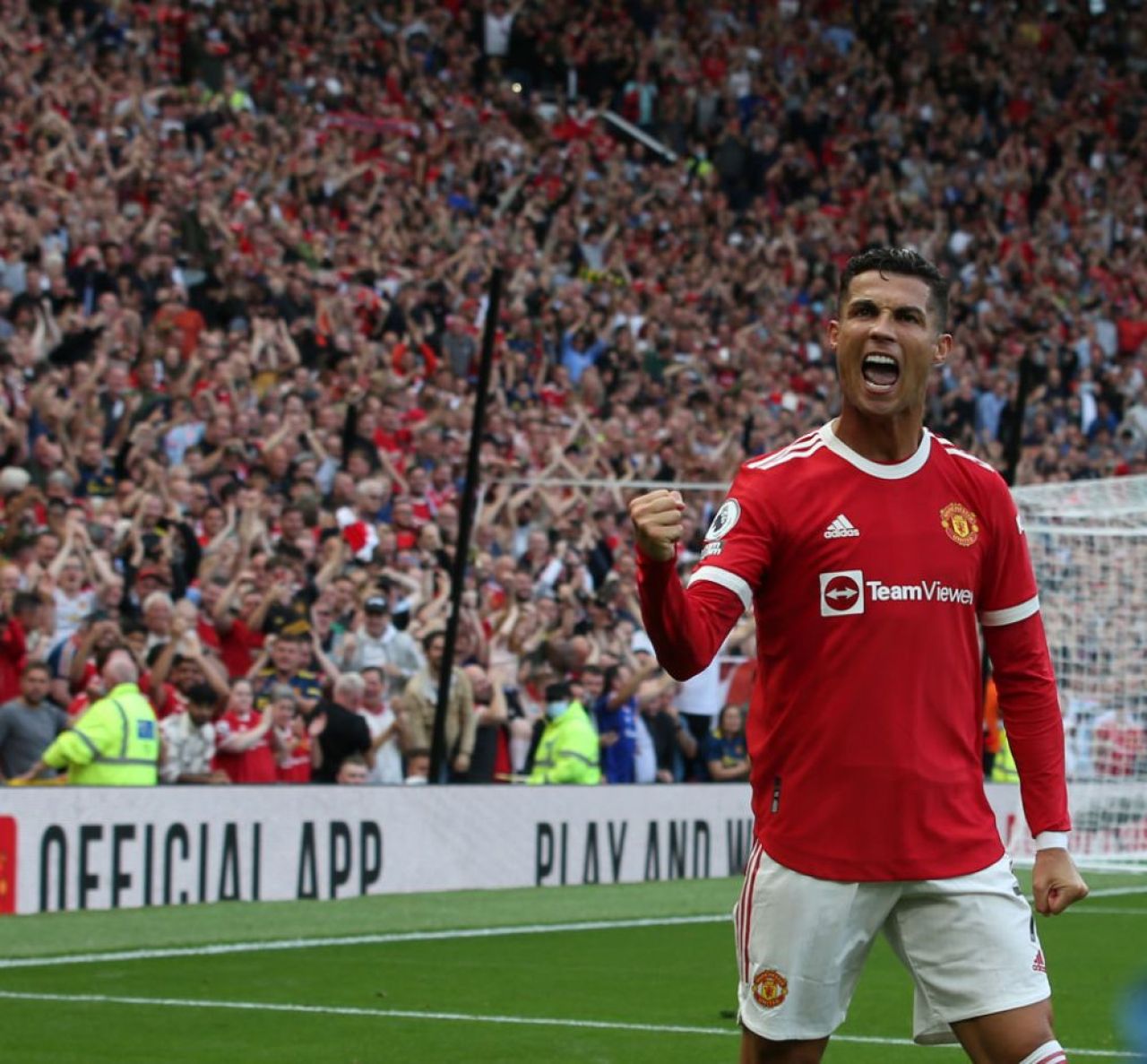 Ce a făcut Cristiano Ronaldo după ce s-a transferat la Manchester United. Decizia are legătură cu băiatul cel mare _6