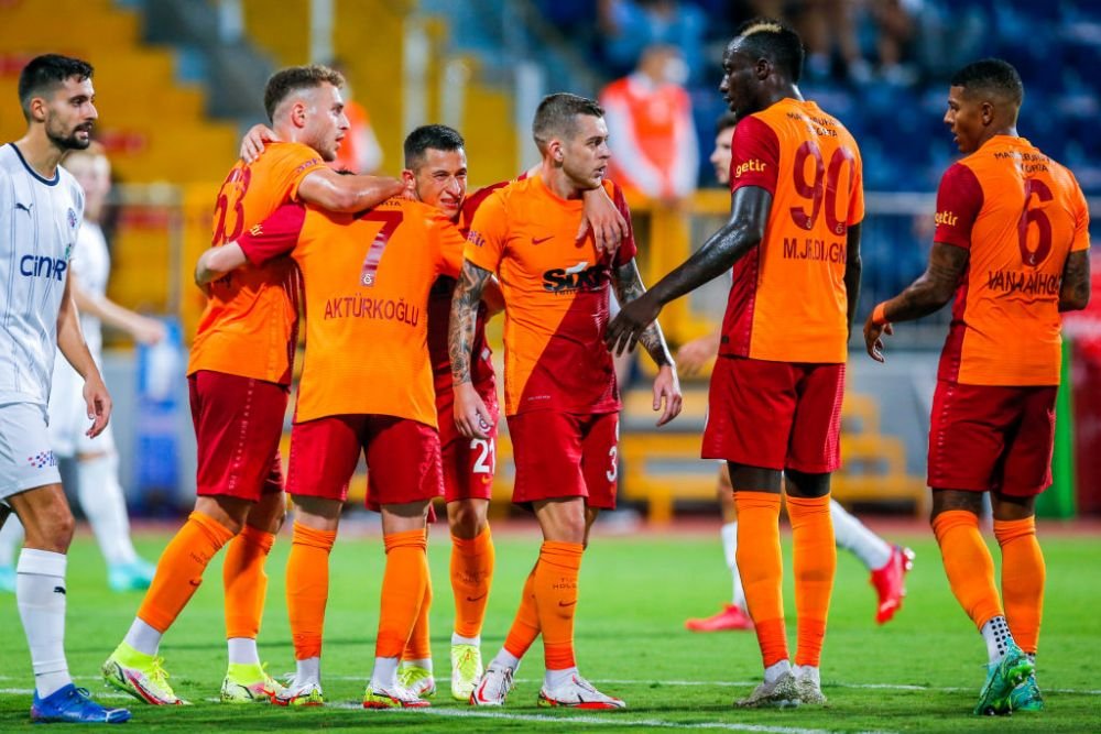 Moruțan, văzut indispensabil la Galatasaray: „Atât timp cât n-are piciorul rupt sau nu leșină, trebuie să joace”_8