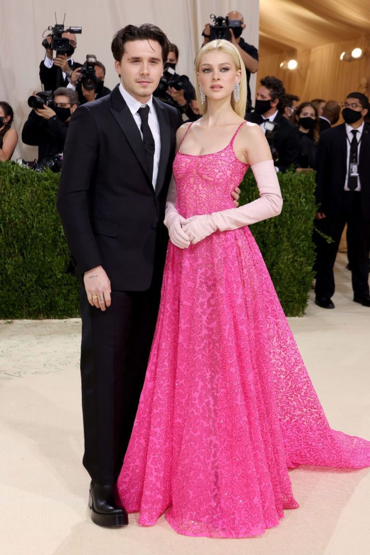 Fiul lui Beckham și iubita au făcut senzație la MET Gala! Cum au apărut pe covorul roșu. Tânăra l-a eclipsat_8