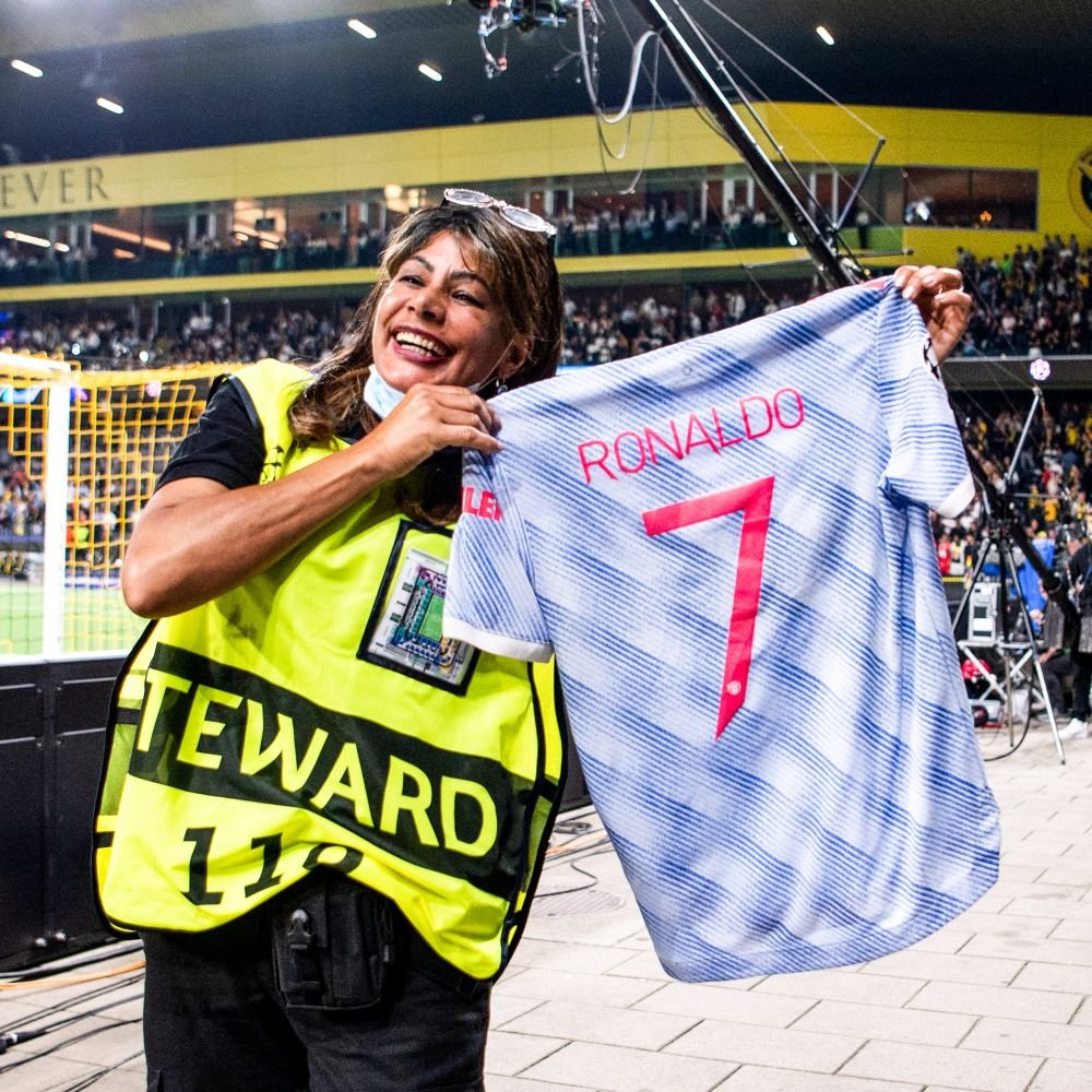 Cristiano Ronaldo s-a revanșat după ce a lovit un steward! Gestul superstarului portughez_3