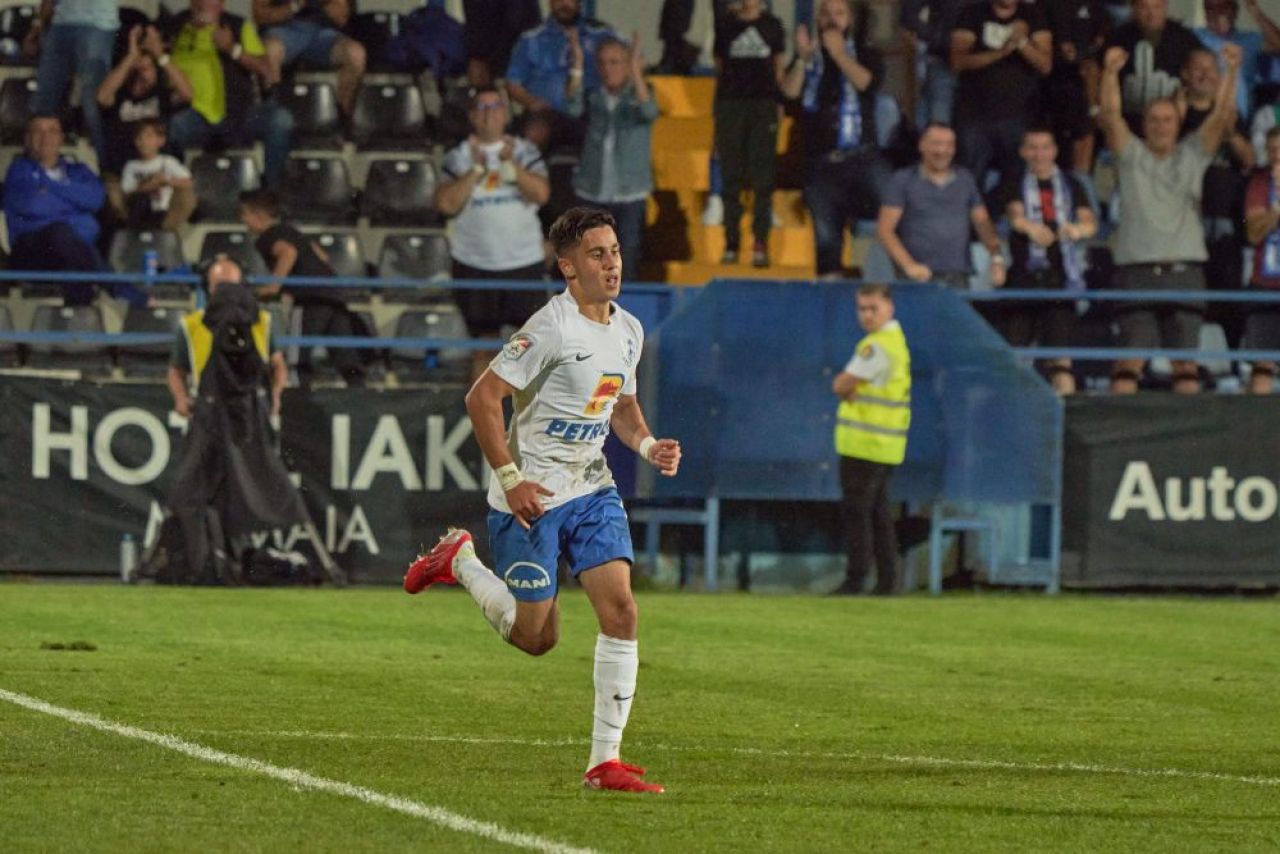 Căpitan la 15 ani. Leo Badea scrie despre Enes Sali_5