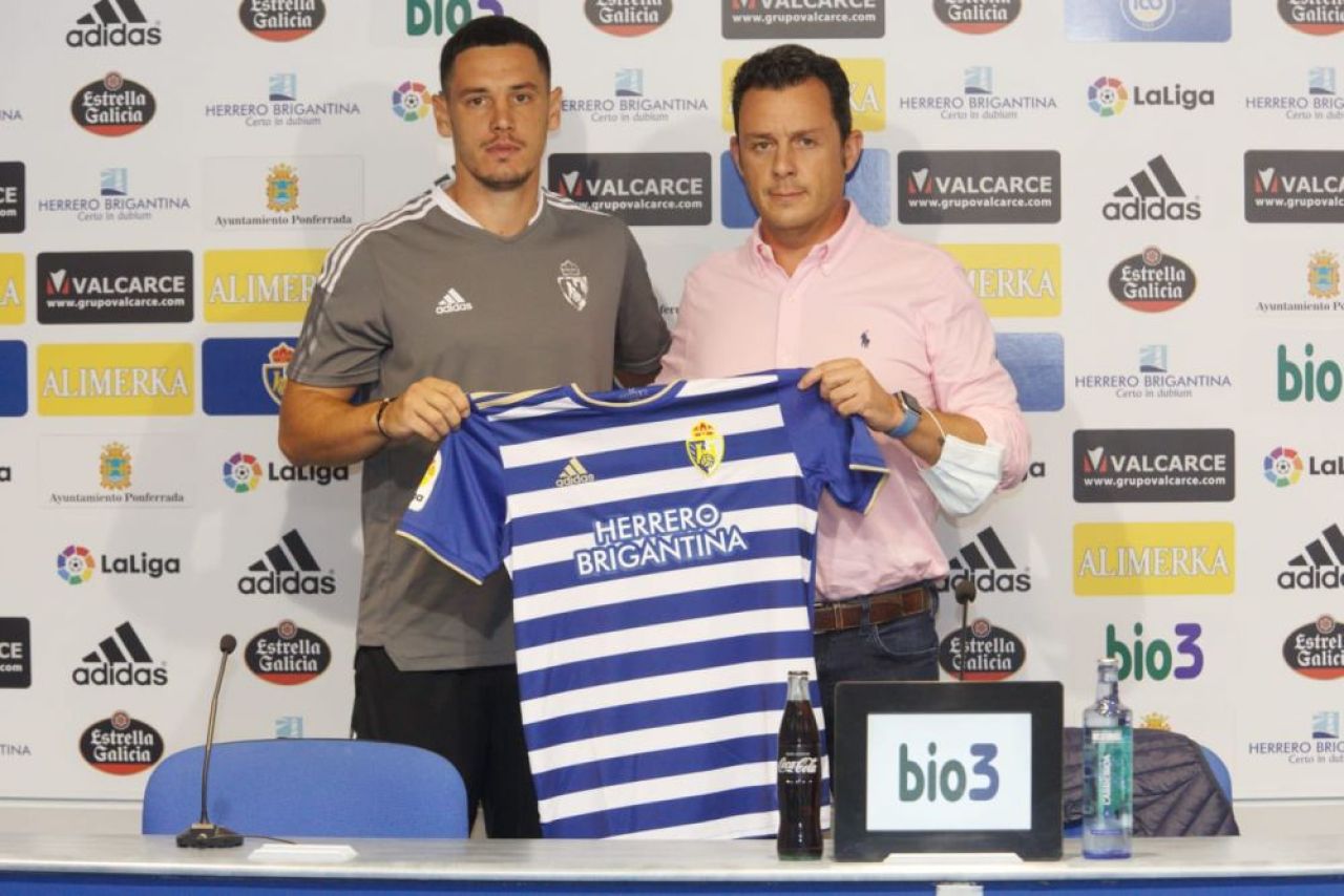 OFICIAL | Paul Anton a fost prezentat la noua sa echipă! Mijlocașul a semnat cu un club din Spania_2