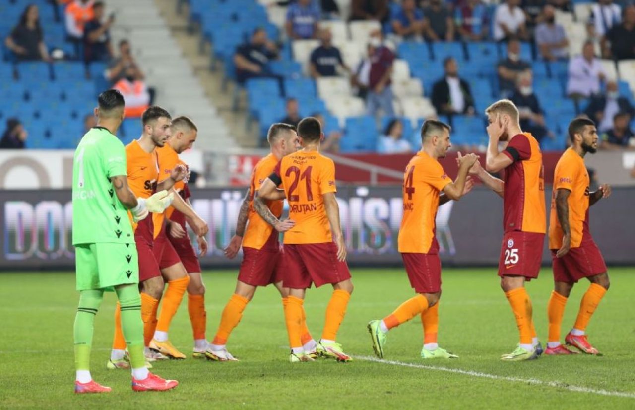Presa din Italia pune tunurile pe Moruțan și Cicâldău după meciul cu Lazio! Ce note au primit românii _2