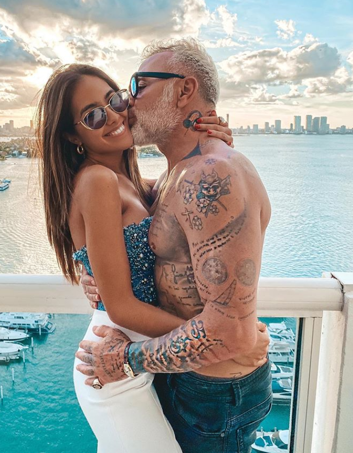 Gianluca Vacchi, apariție extravagantă în vacanță. Milionarul italian a ales un obiect vestimentar inedit _15