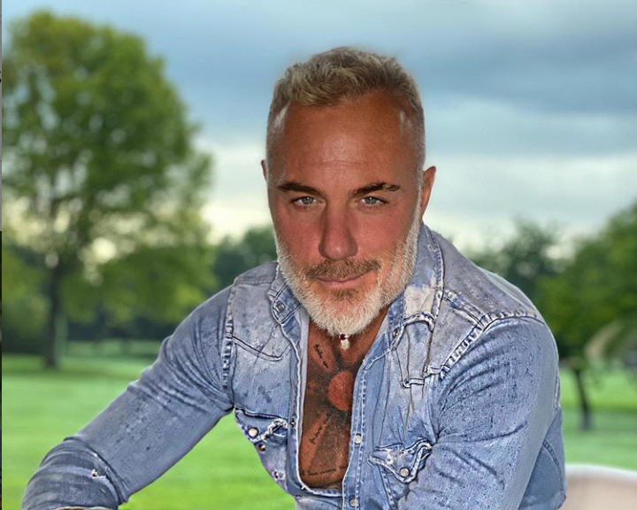 Gianluca Vacchi, apariție extravagantă în vacanță. Milionarul italian a ales un obiect vestimentar inedit _20