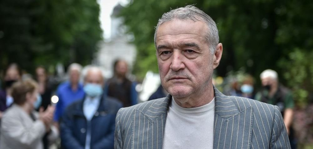 Laurențiu Reghecampf, cadou special pentru Gigi Becali. Gestul făcut de antrenorul Craiovei_5