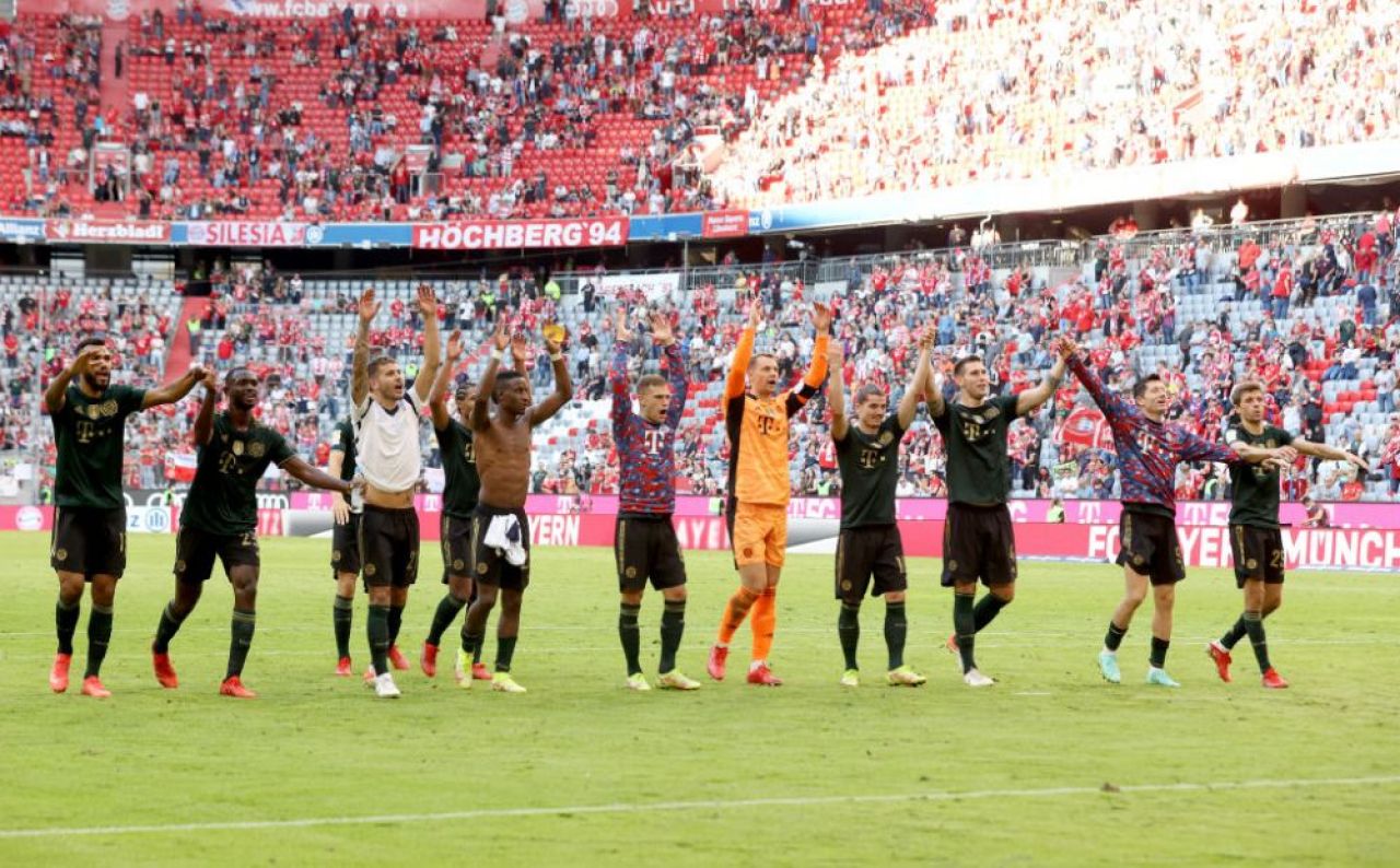 Bayern Munchen stabilește record după record în Bundesliga. E lider în campionat după o nouă victorie la scor, 7-0_6