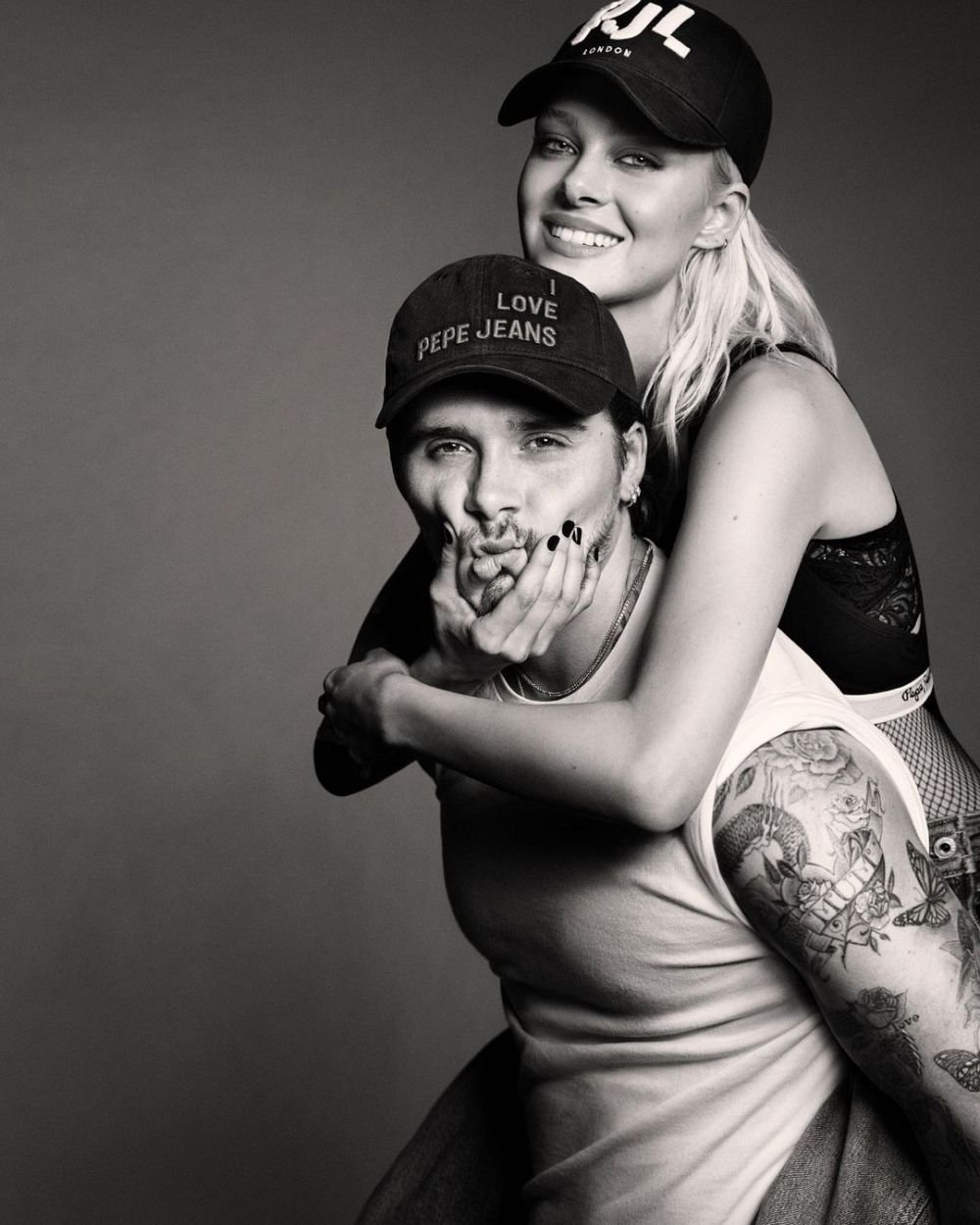 Brooklyn Beckham și iubita au încins internetul cu ultimele fotografii! Cum s-au lăsat pozați cei doi _8