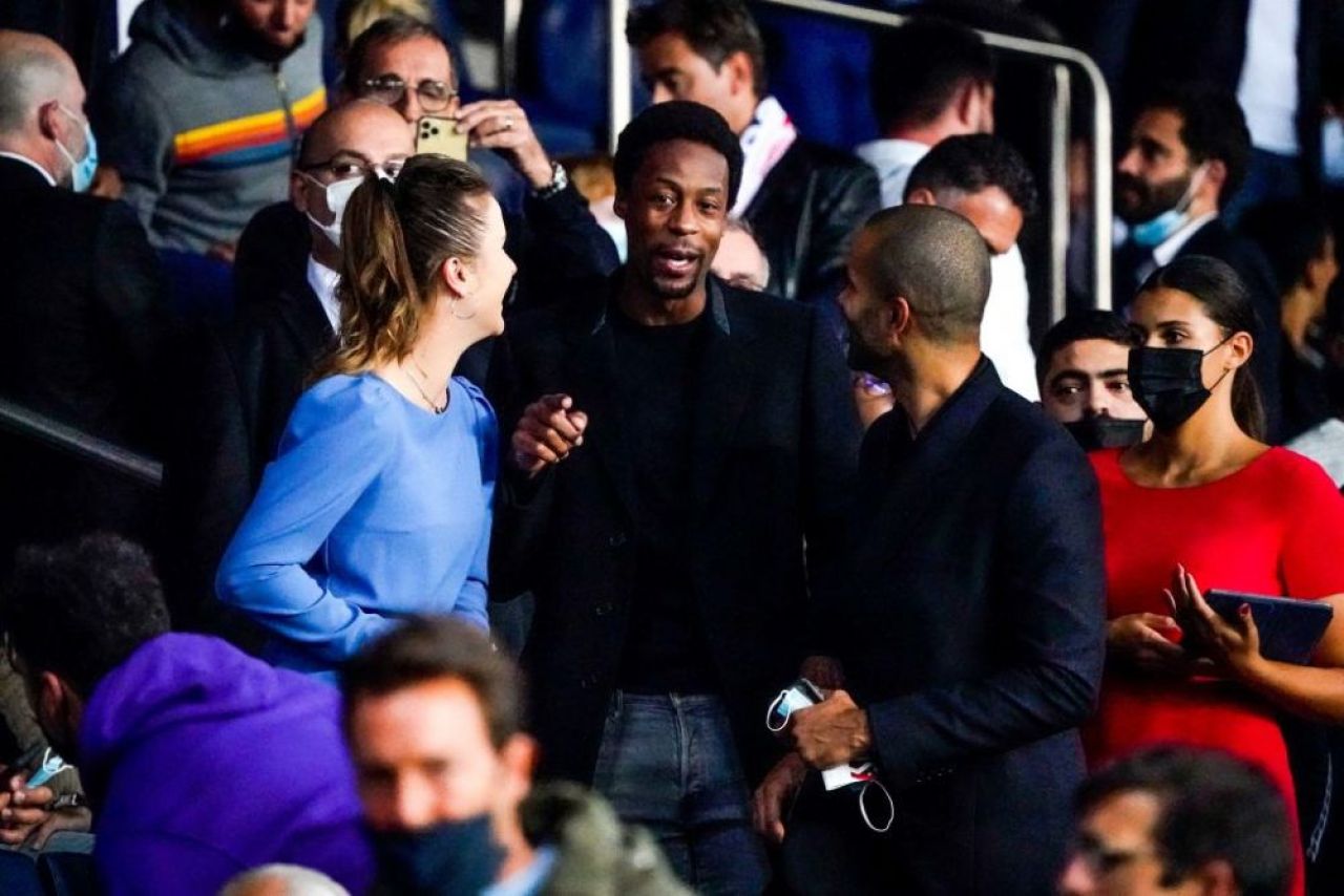 Svitolina și Monfis, suporteri de lux pe Parc des Princes. Cei doi jucători de tenis au urmărit debutul lui Messi pe teren propriu_10