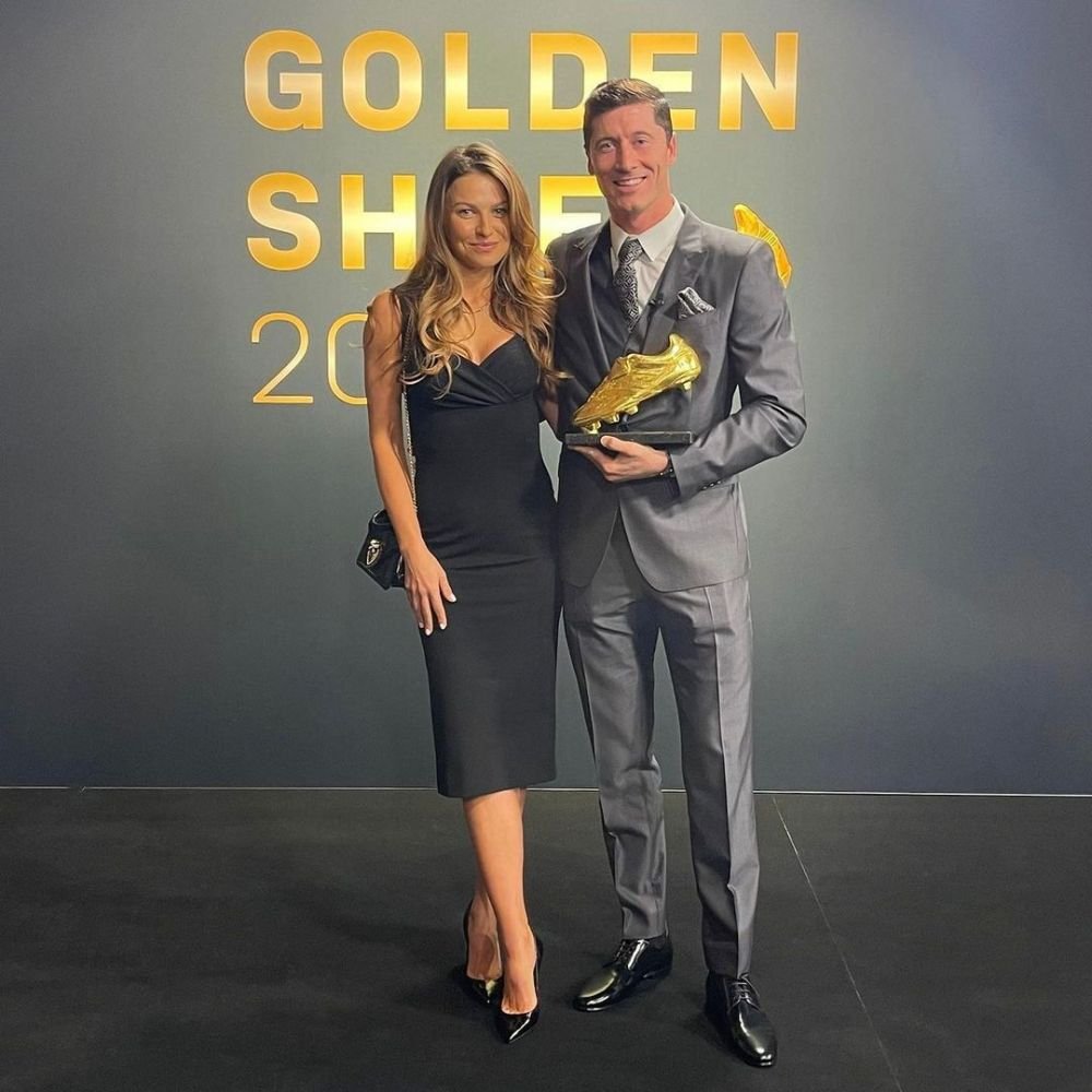 Robert Lewandowski a câștigat Gheata de Aur. Polonezul a fost însoțit la ceremonie de frumoasa lui soție_8