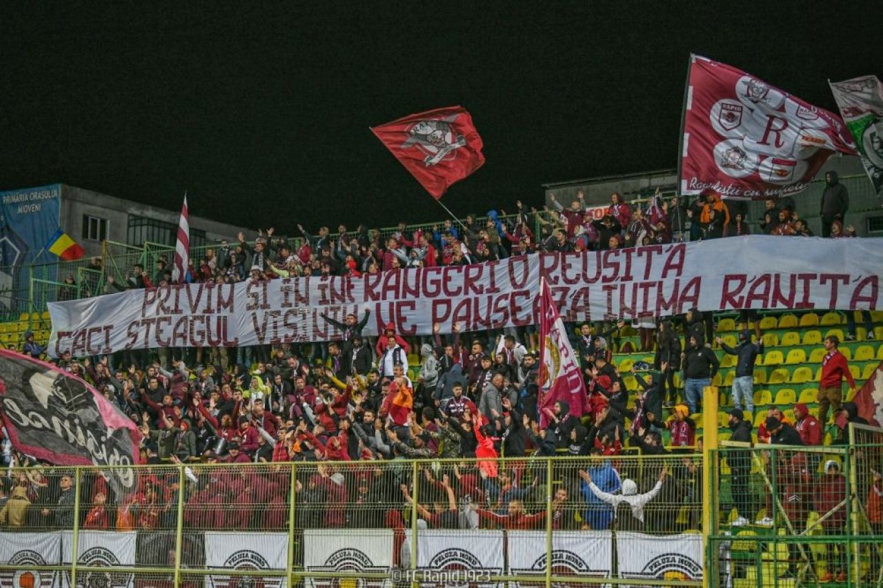 Rapid, sancționată drastic de LPF, după ce suporterii giuleșteni au folosit materiale pirotehnice cu Gaz Metan _6