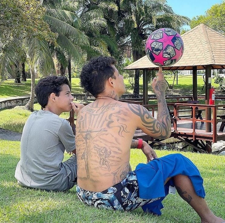 Ce mai face brazilianul Elton, liliputanul fotbalist pe care steliștii îl comparau cu Maradona_3