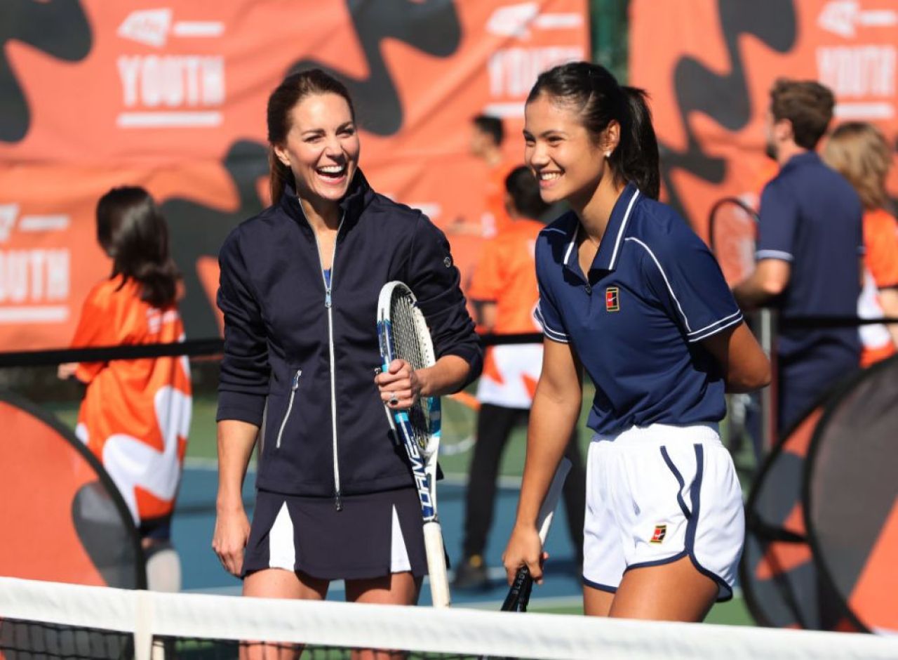 Întâlnire de gradul 0 pentru Emma Răducanu! A jucat tenis cu Kate Middleton. Imagini superbe de pe teren _4