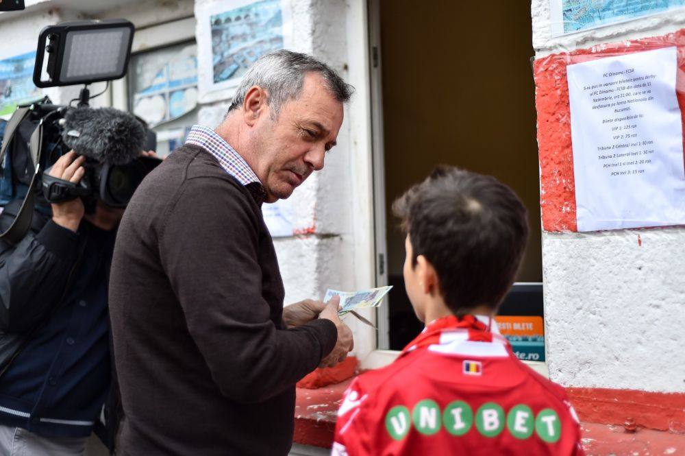 Mircea Rednic s-a înțeles cu Nicolae Badea și va prelua banca lui Dinamo. Când va semna_9