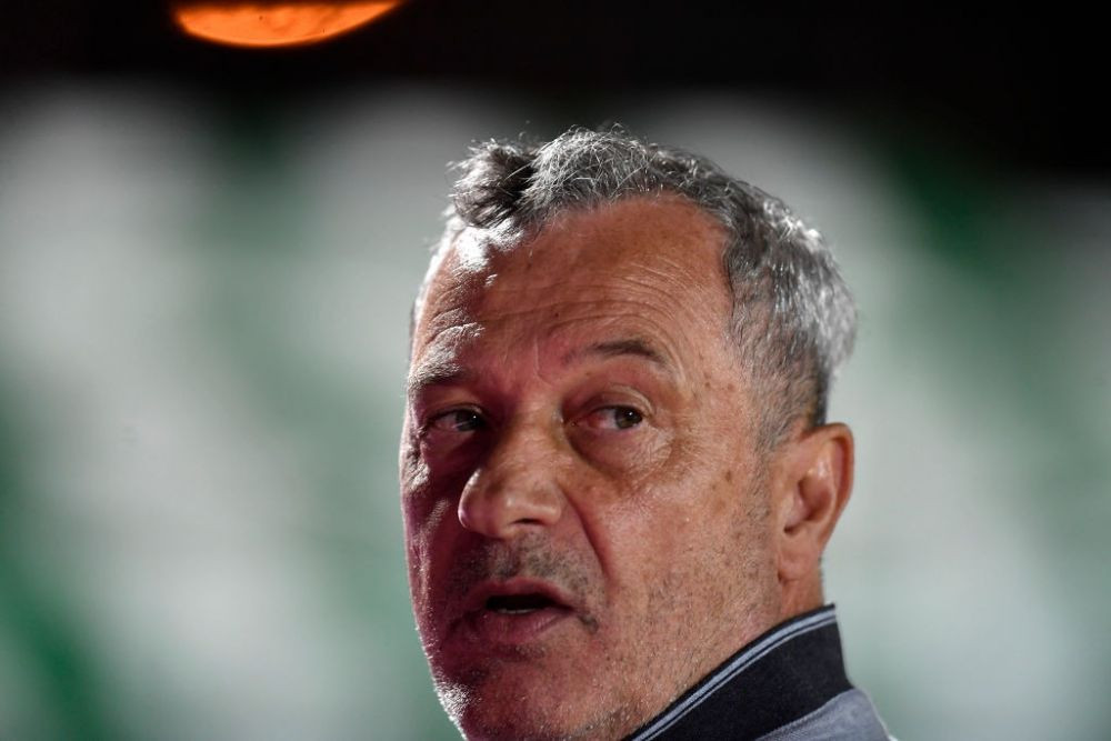 Mircea Rednic s-a înțeles cu Nicolae Badea și va prelua banca lui Dinamo. Când va semna_12