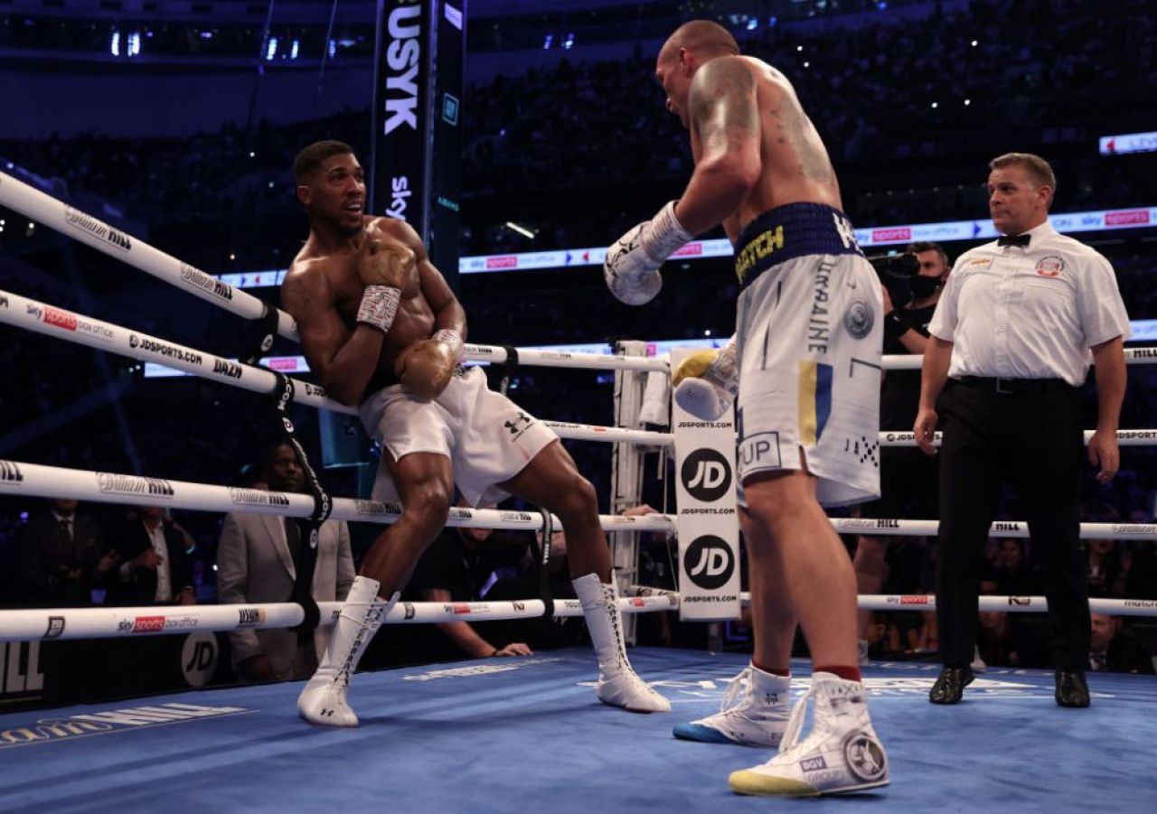 Surpriză de proporții! Britanicul Anthony Joshua, detronat de ucraineanul Oleksandr Usik_1
