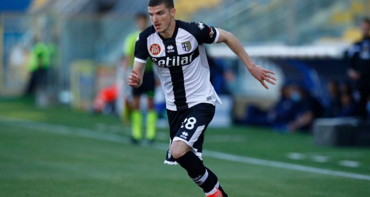 Mihăilă, decisiv pentru Parma în meciul cu Pisa lui Marius Marin! Atacantul a fost aproape să marcheze. Ce notă a primit_3