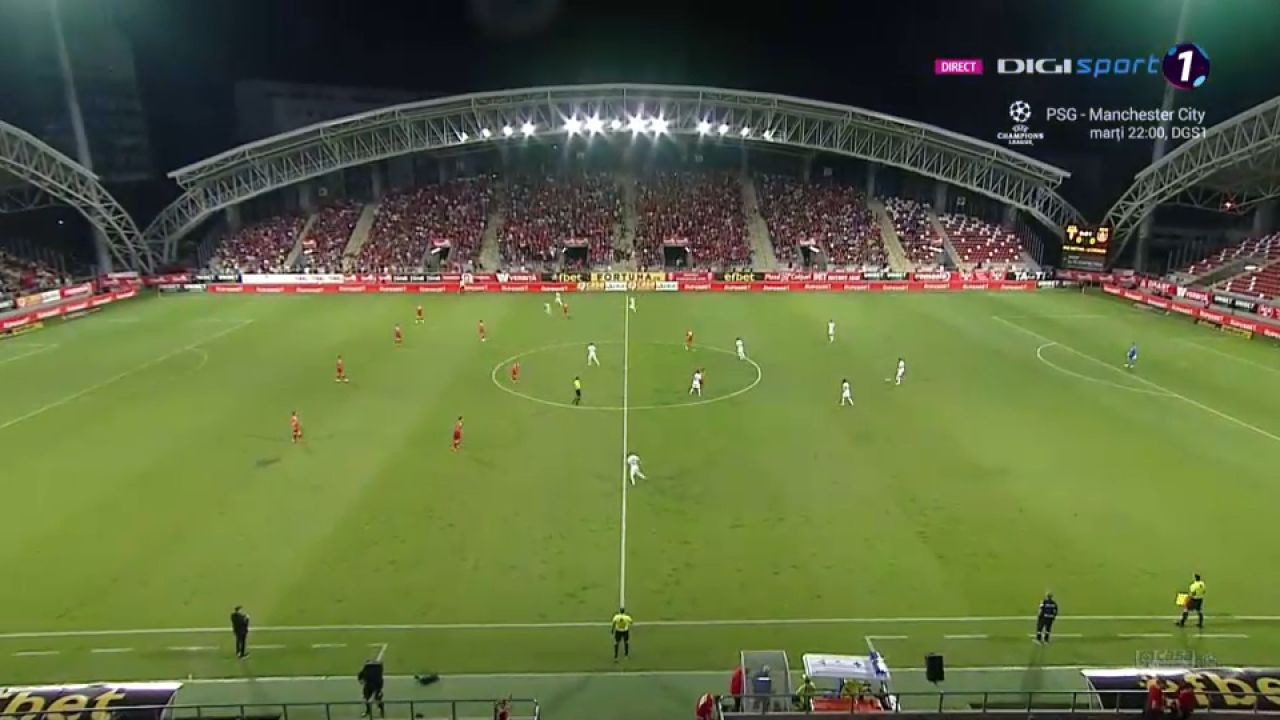 UTA Arad - CFR Cluj 0-1 | Victorie la limită pentru campioana României după super-golul lui Chipciu! Prima înfrângere pentru UTA pe teren propriu _4