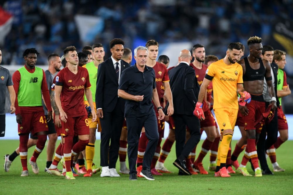 Mourinho, furios după ce a pierdut derby-ul din Roma: 