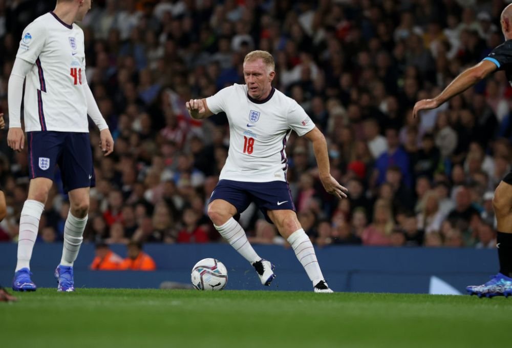 Penuria de combustibil din UK face victime! O legendă a lui United, pe marginea drumului „cerșind” combustibil_6