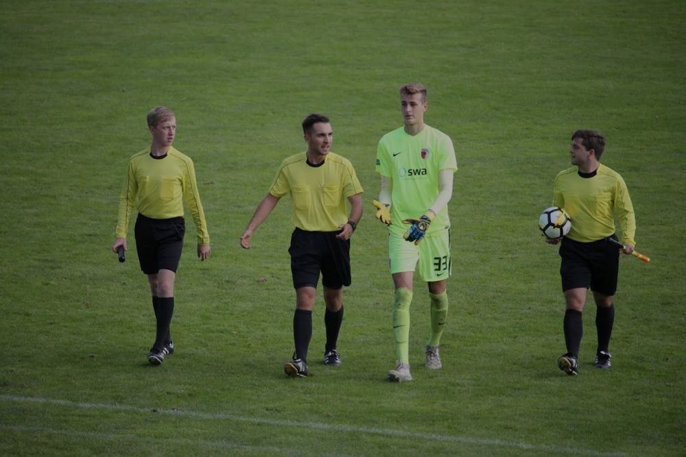 Carl Luis, un româno-german de 2,05 m stabilit în SUA, pe urmele lui Carl Lewis: 