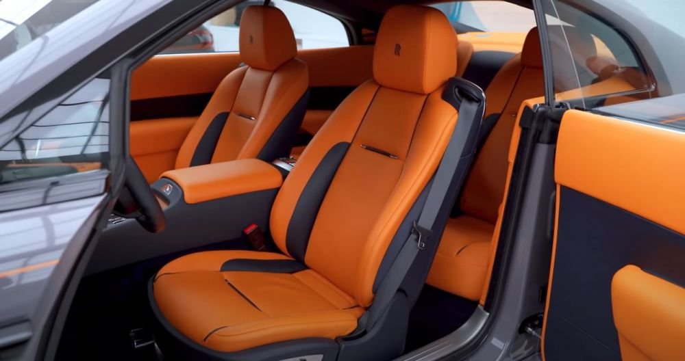 E mașină sau navă spațială?! Rădoi și-a tunat Rolls Royce-ul și arată impecabil! Cum și-a modificat mașina _4