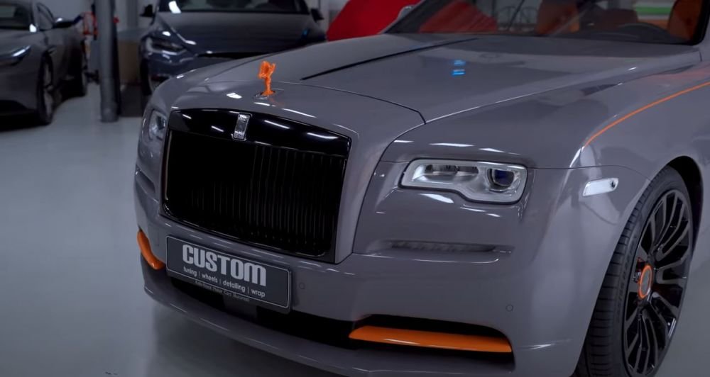 E mașină sau navă spațială?! Rădoi și-a tunat Rolls Royce-ul și arată impecabil! Cum și-a modificat mașina _8