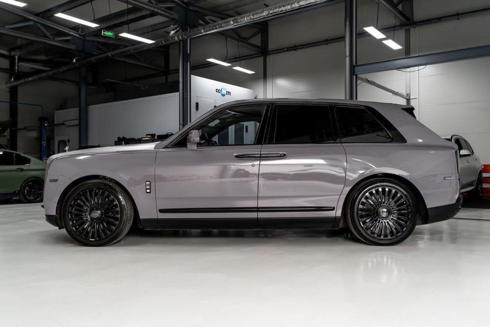 E mașină sau navă spațială?! Rădoi și-a tunat Rolls Royce-ul și arată impecabil! Cum și-a modificat mașina _22