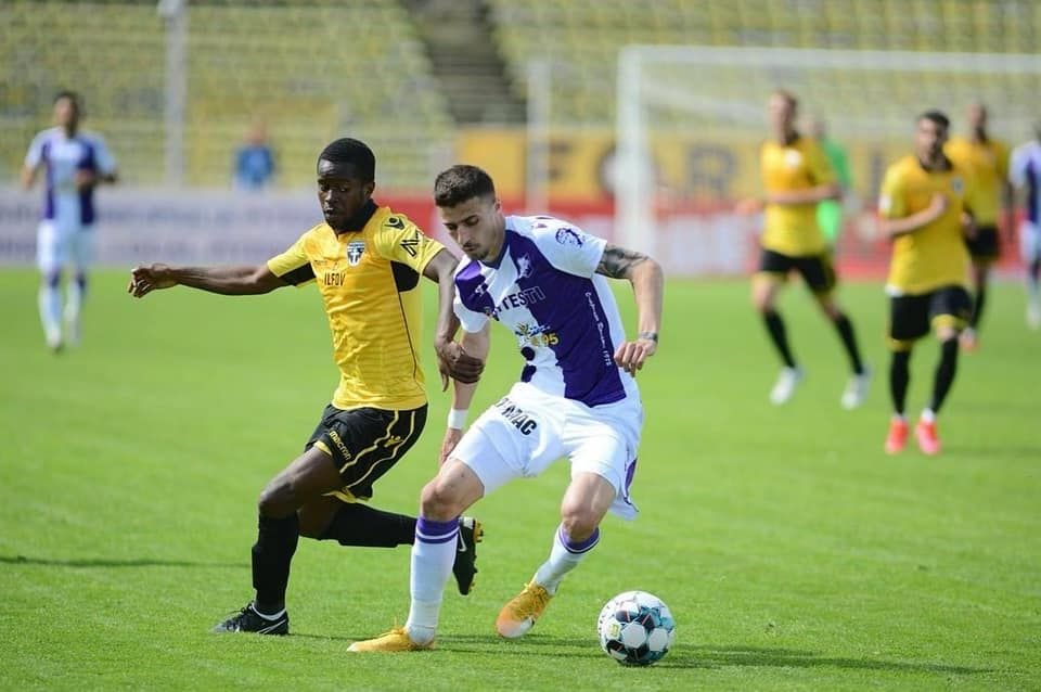 Sacrificiile unei cariere de fotbalist profesionist: ”Am plecat de lânga familie la 13 ani”_3