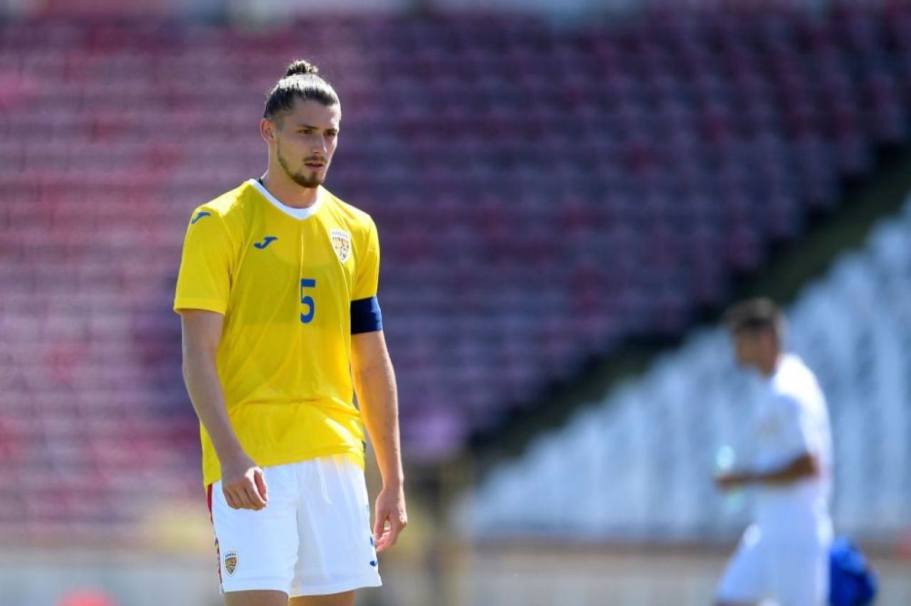 Burleanu a vorbit despre refuzul lui Drăgușin de a se prezenta la naționala U21: „Va rămâne foarte mult în urmă!”_2