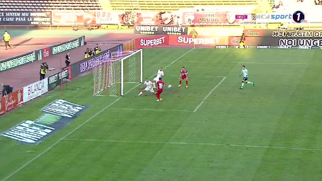 Faza la care Rednic și-a pus mâinile în cap! Ratarea sezonului în Liga 1, la Dinamo - UTA! Ce a putut să facă Moldoveanu_10