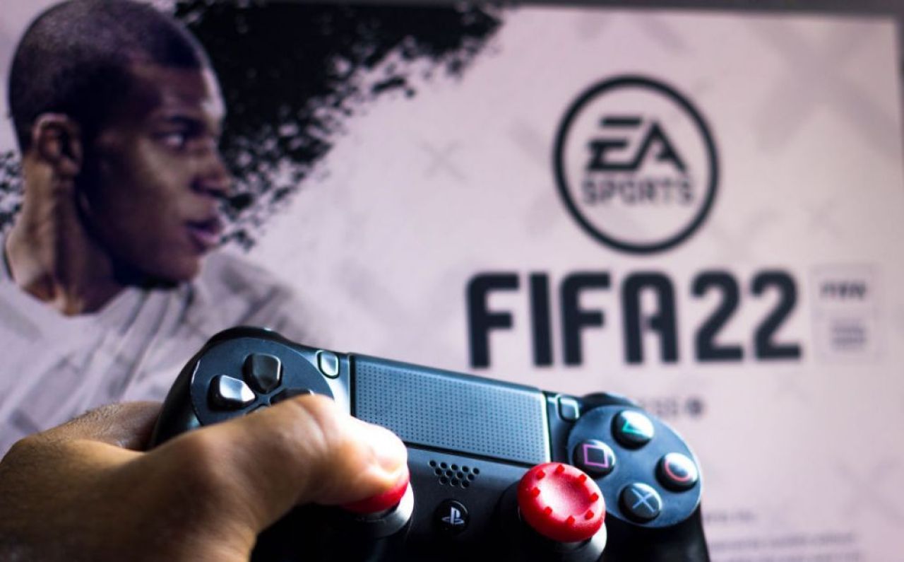 Cei mai buni fotbaliști români din FIFA 22! Trei jucători care nu sunt la națională se află în Top 10_15