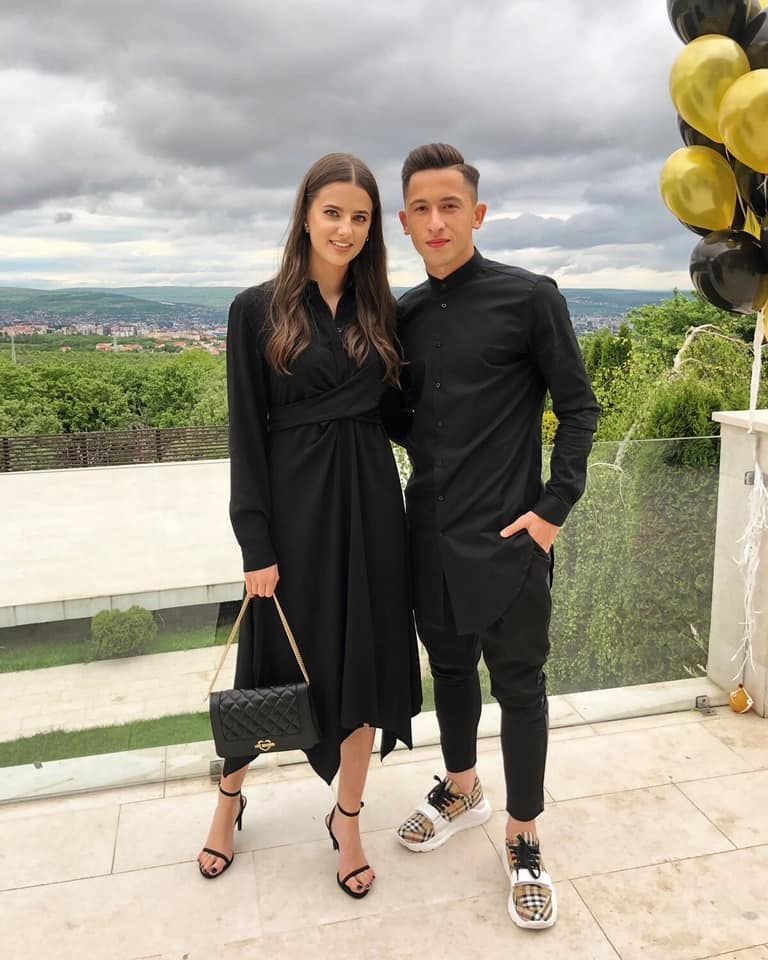 Iubita lui Olimpiu Moruțan, de o frumusețe răpitoare. Și-a serbat aniversarea în ziua în care românul a adus victoria Galatei_27