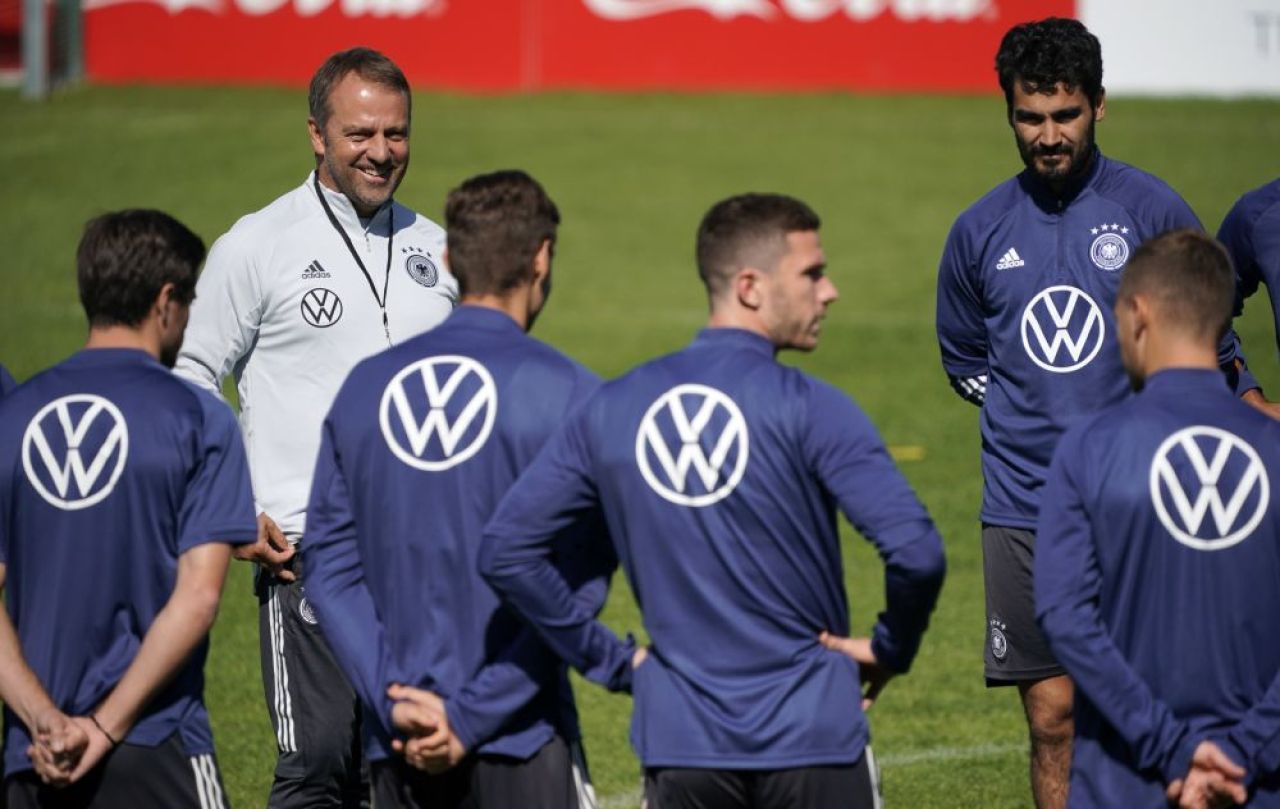 SPECIAL | El este selecționerul nemților. A retrogradat în liga a cincea, a antrenat la sat și apoi a câștigat absolut totul! Germania-România este vineri la 21:45, LIVE pe PRO TV și pe VOYO_11