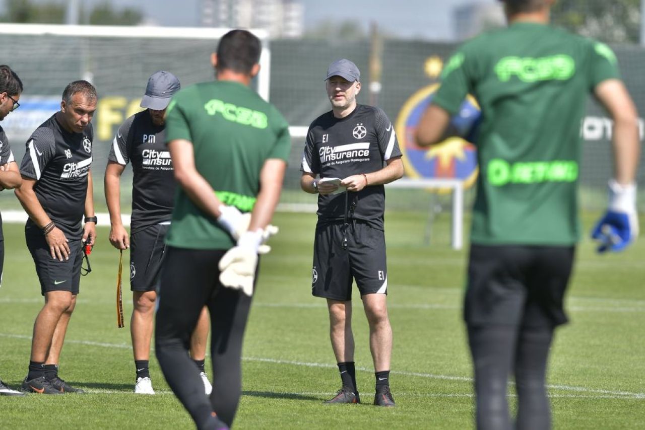 Cazuri de Covid-19 la FCSB! Vestea pe care Iordănescu nu voia să o audă: trei jucători au fost testați pozitiv _6