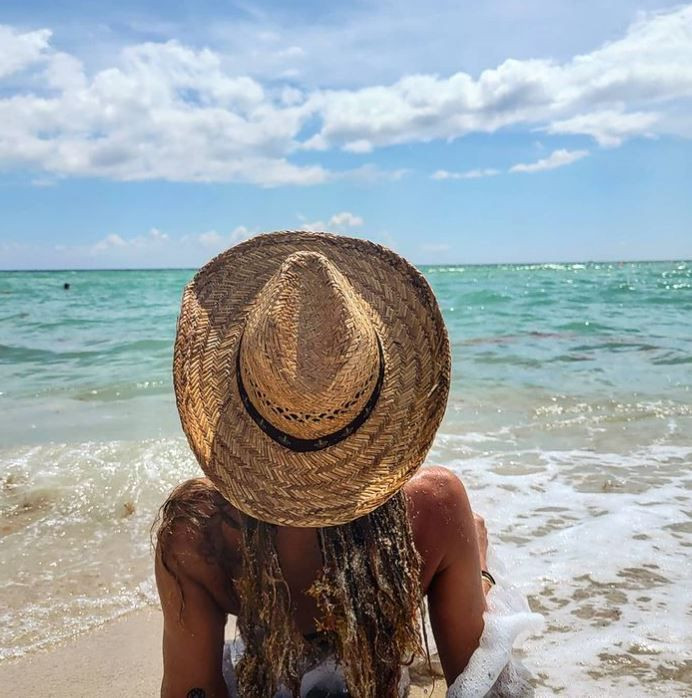 Se iubesc la infinit! Mihaela Buzărnescu și Marco Dulca, un duo care trece peste orice hop: Ușor nu e pentru niciunul