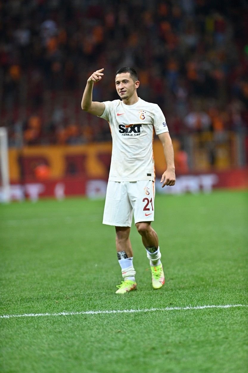 Un patron din Liga 1 îl vrea pe Moruțan meci de meci la națională. 