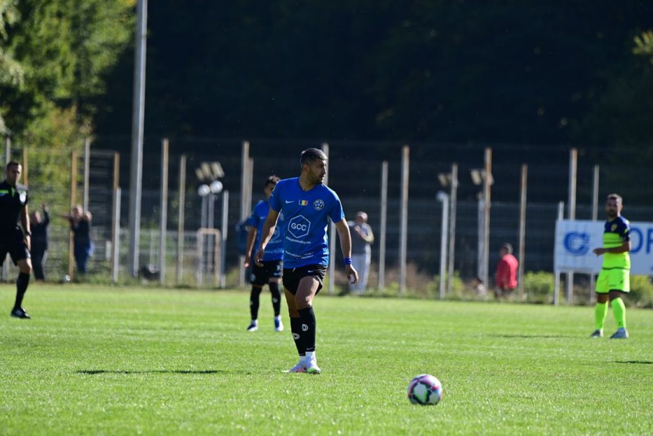 Echipa din Liga 3 la care joacă Florin Costea și-a făcut imn rock de ascultat pe repeat! _3