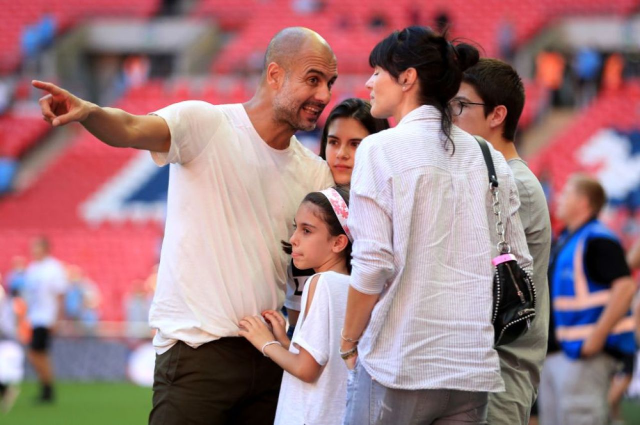 Este oficial! Fiica lui Pep Guardiola are o relație cu un fotbalist-problemă din Premier League _11