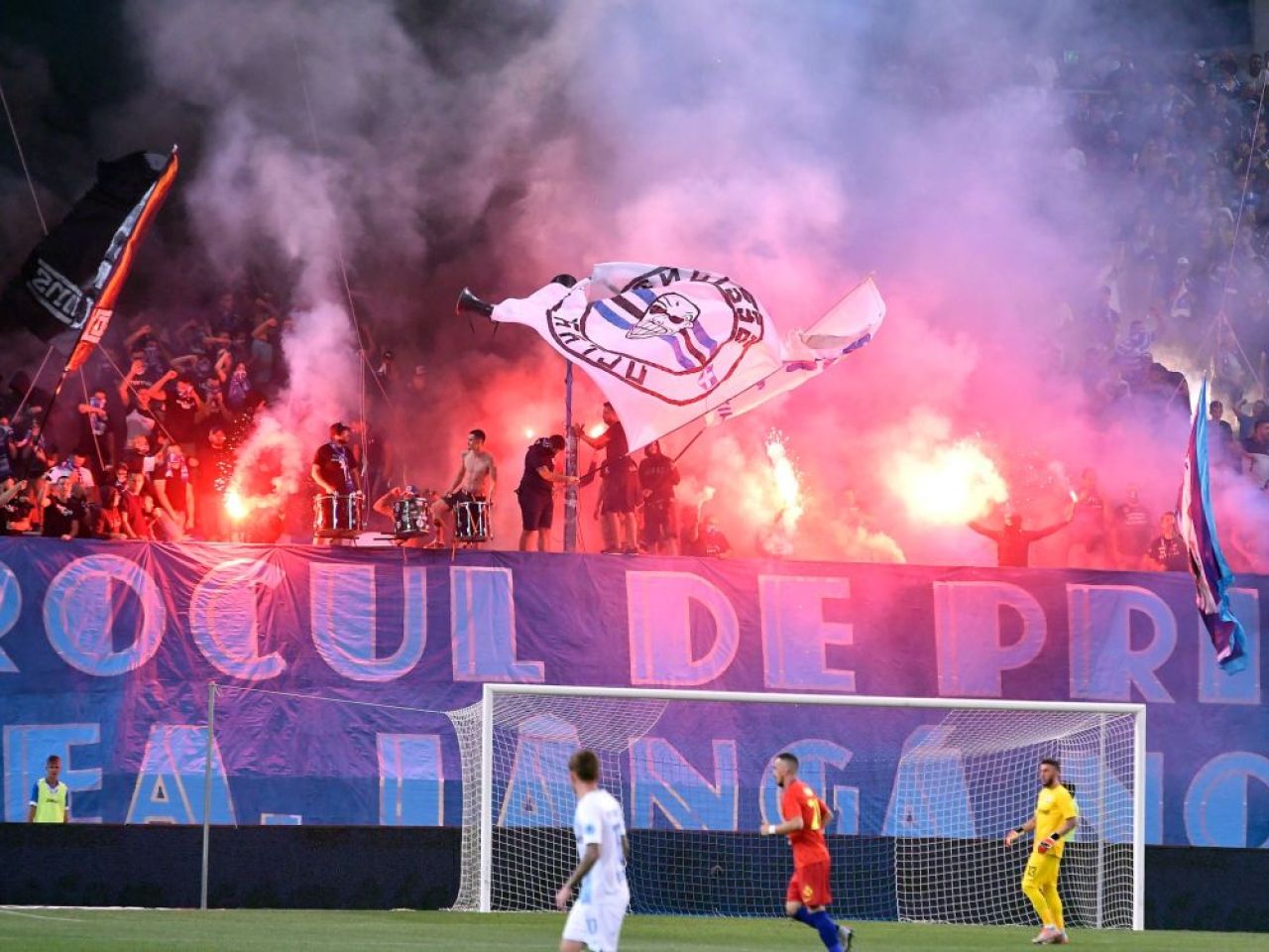 FCSB și Universitatea Craiova, amenzi usturătoare după meciurile din etapa a unsprezecea_2