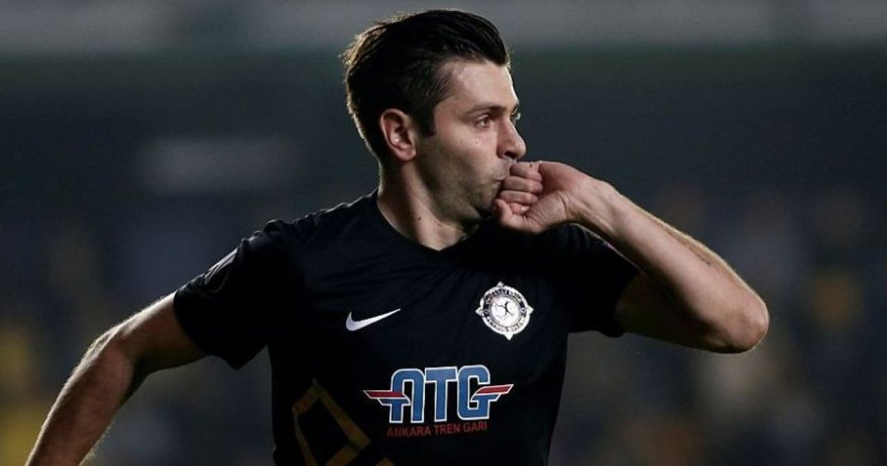 Rusescu, aproape de a semna cu un club din Liga 1! Atacantul se pregătește deja cu echipa _5