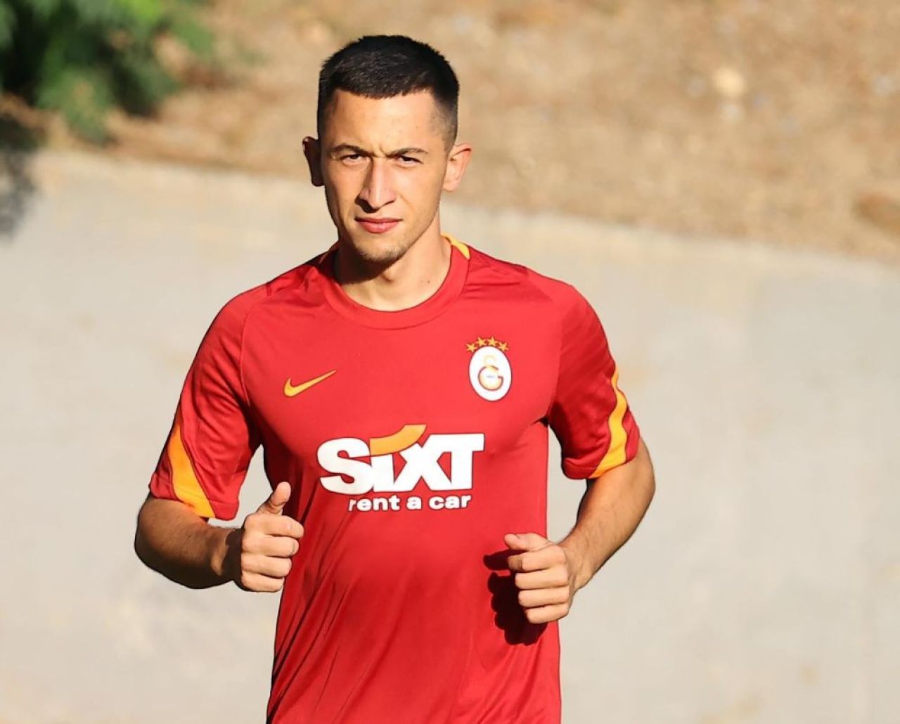 Ce s-a întâmplat cu jucătorul de la Galatasaray, acuzat de derapaj rasist asupra lui Moruțan. Presa din Turcia a dezvăluit tot _1