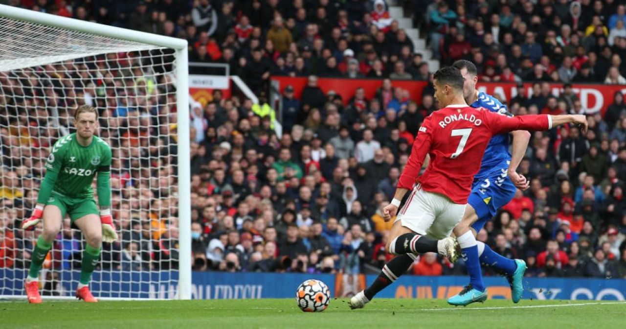 Ronaldo, prima distincție în Anglia! A fost desemnat jucătorul lunii septembrie în Premier League _8