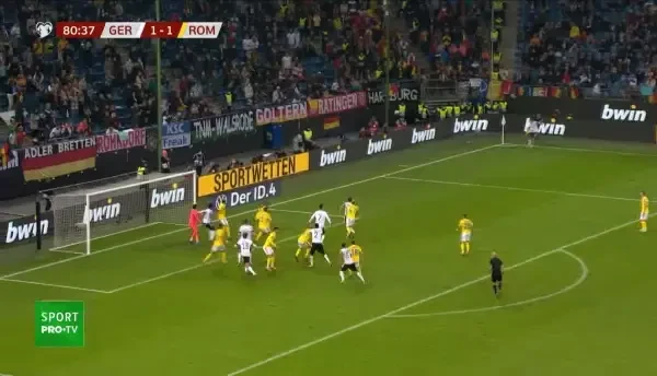Minutul 81: GOOOL Germania! Goretzka deviază la bara a doua pentru Muller, care a rămas fără marcaj și reușește să înscrie cu ușurință.