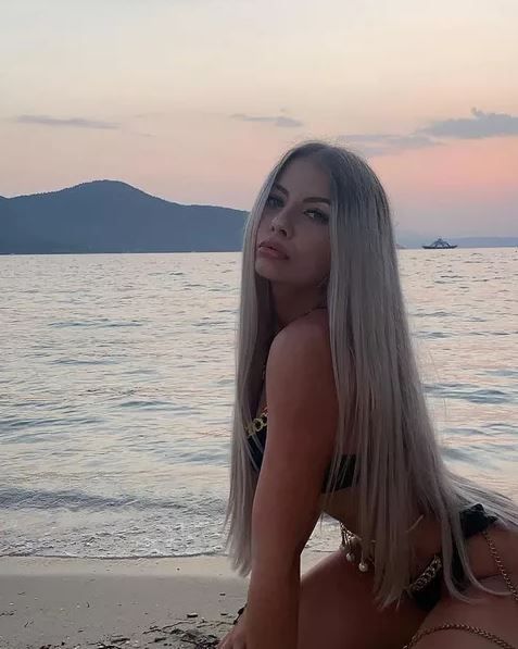 De la Baiaram la spital! Cristina, iubita atacantului Universității Craiova, bagă frica în admiratoarele fotbalistului_6