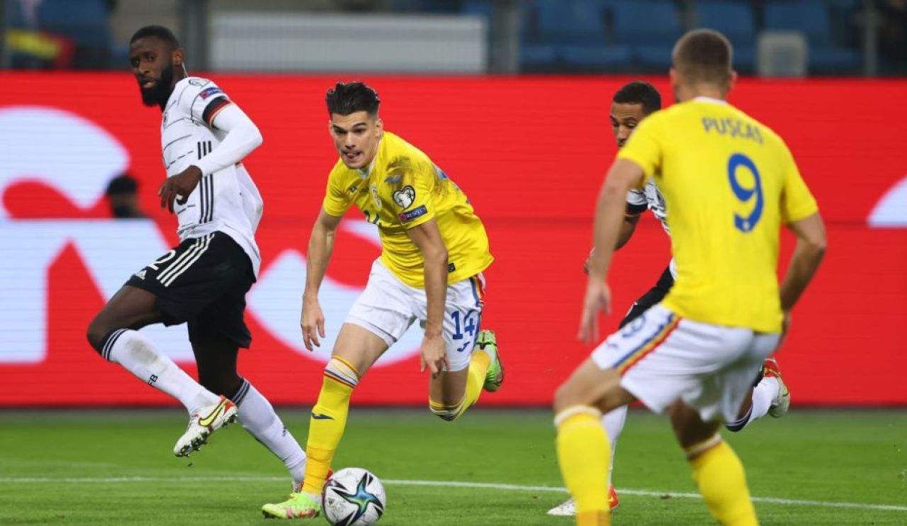 El a fost cel mai bun jucător român la Hamburg! Cine a avut cel mai mic index al României și care fotbalist a impresionat_2