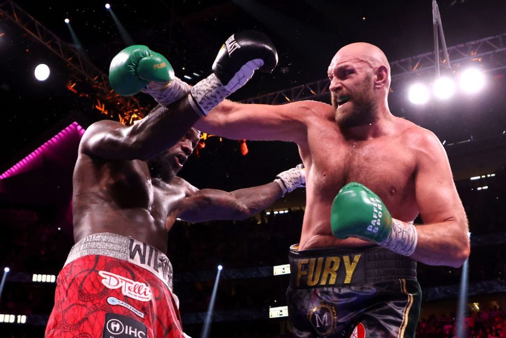 Tyson Fury a dat de pământ cu Deontay Wilder! Victorie prin TKO în cel mai tare meci al anului _7