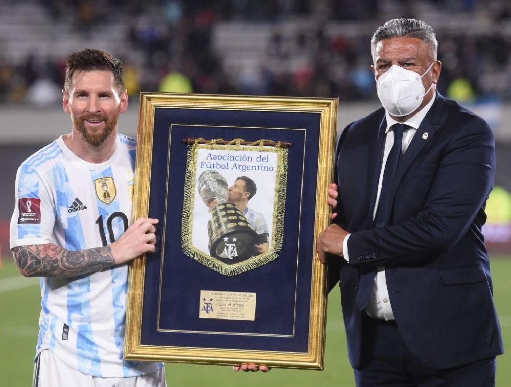 Golul care l-a lăsat fără reacție pe portarul Uruguay-ului. Reușita spectaculoasă a lui Messi l-a lăsat fără replică_5